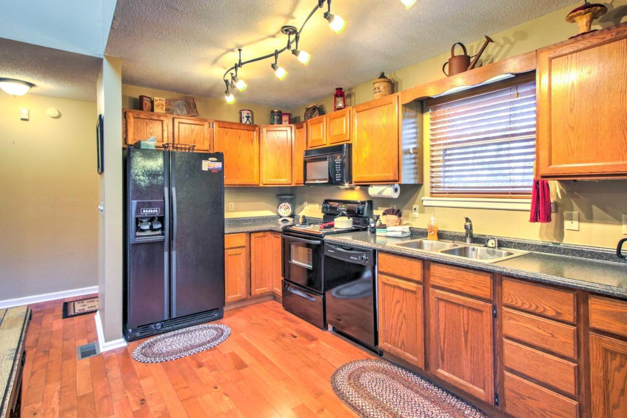 Tree Top Dream Cabin With Hot Tub In Gatlinburg! Villa Exterior photo