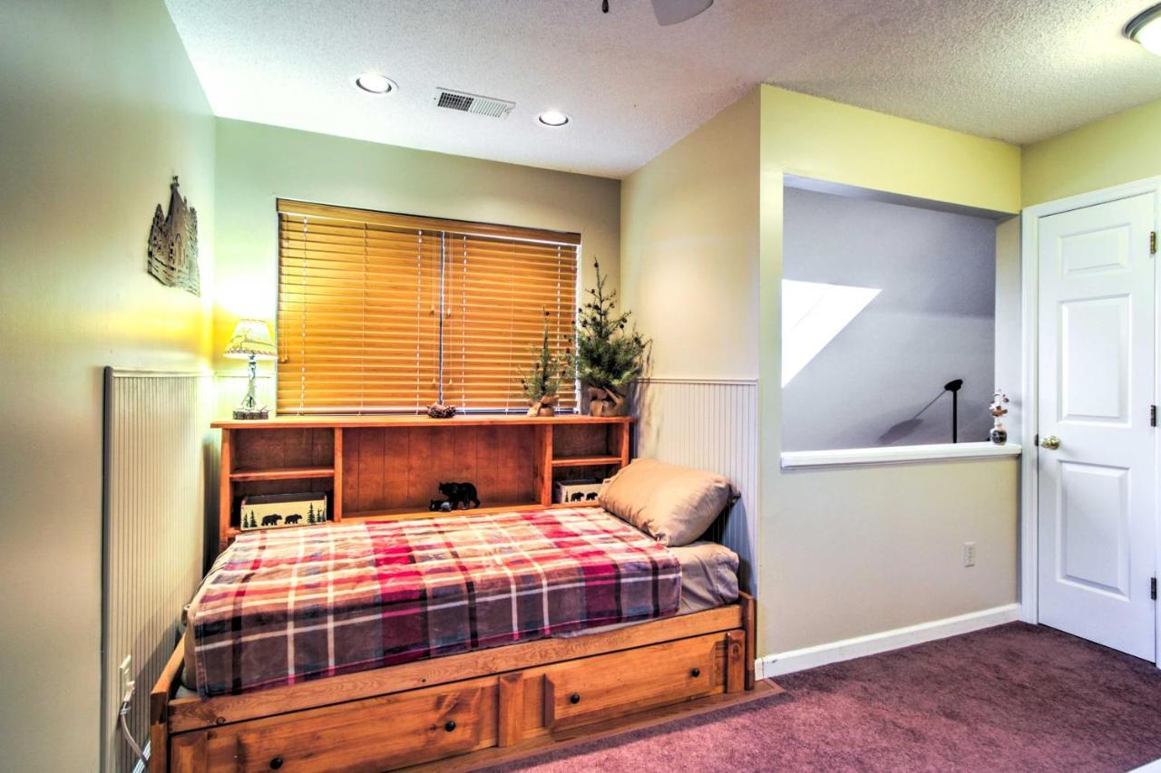 Tree Top Dream Cabin With Hot Tub In Gatlinburg! Villa Exterior photo