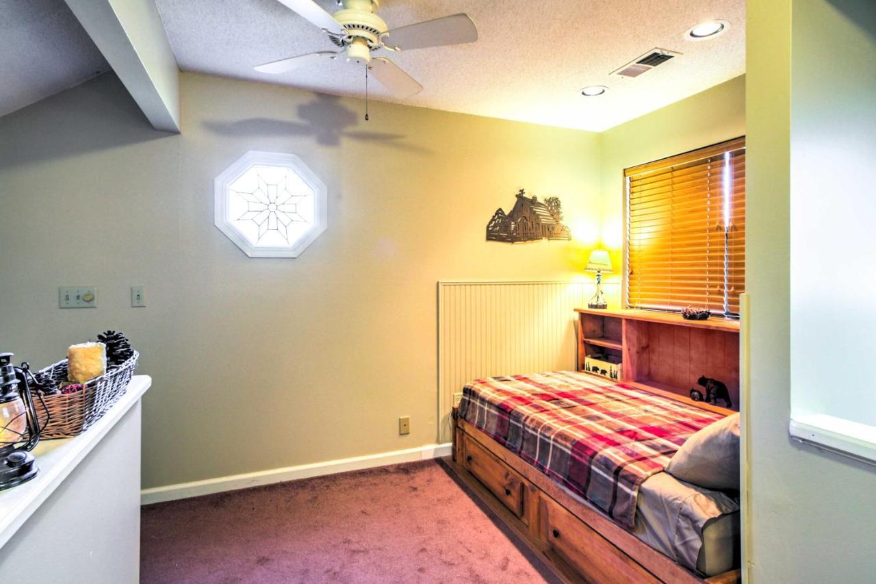 Tree Top Dream Cabin With Hot Tub In Gatlinburg! Villa Exterior photo