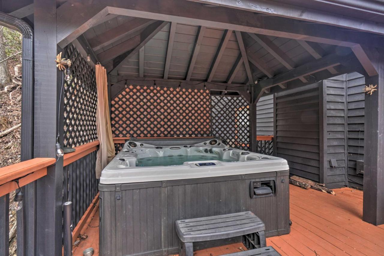 Tree Top Dream Cabin With Hot Tub In Gatlinburg! Villa Exterior photo